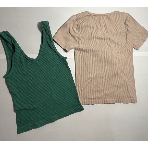 Gypsy And Jade Ribbed Knit Tank Tops Green Beige XS/S Lot Of 2 Workout Leisure - Picture 2 of 5